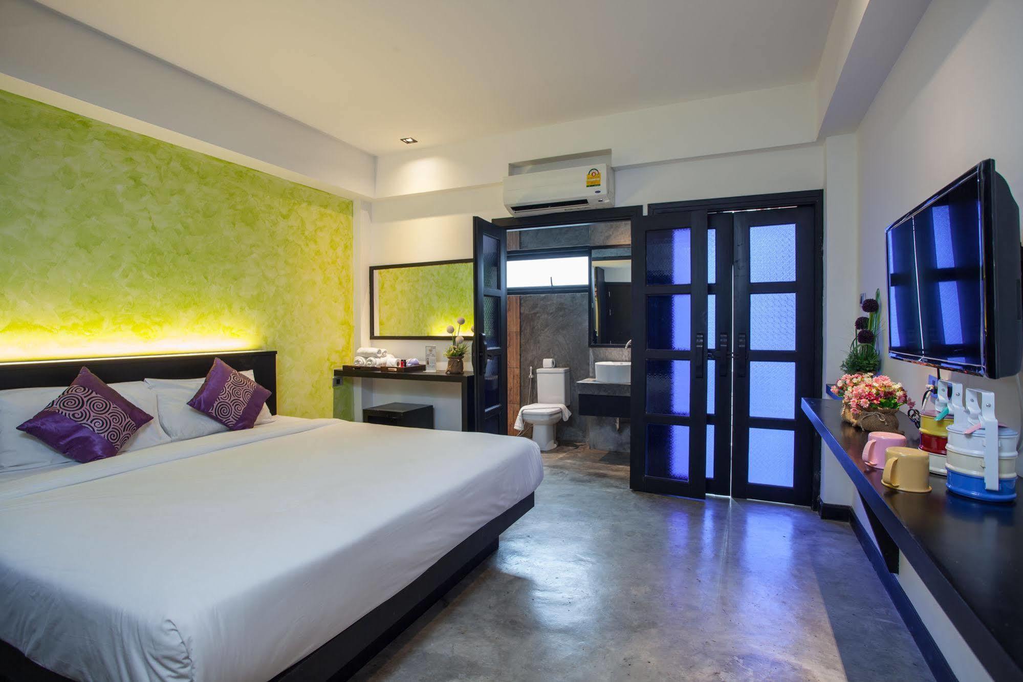 Islanda Boutique Hotel Patong Ngoại thất bức ảnh