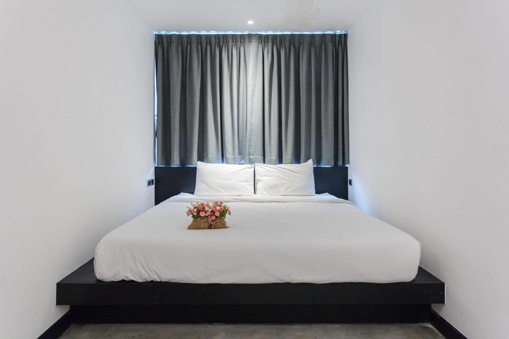 Islanda Boutique Hotel Patong Ngoại thất bức ảnh