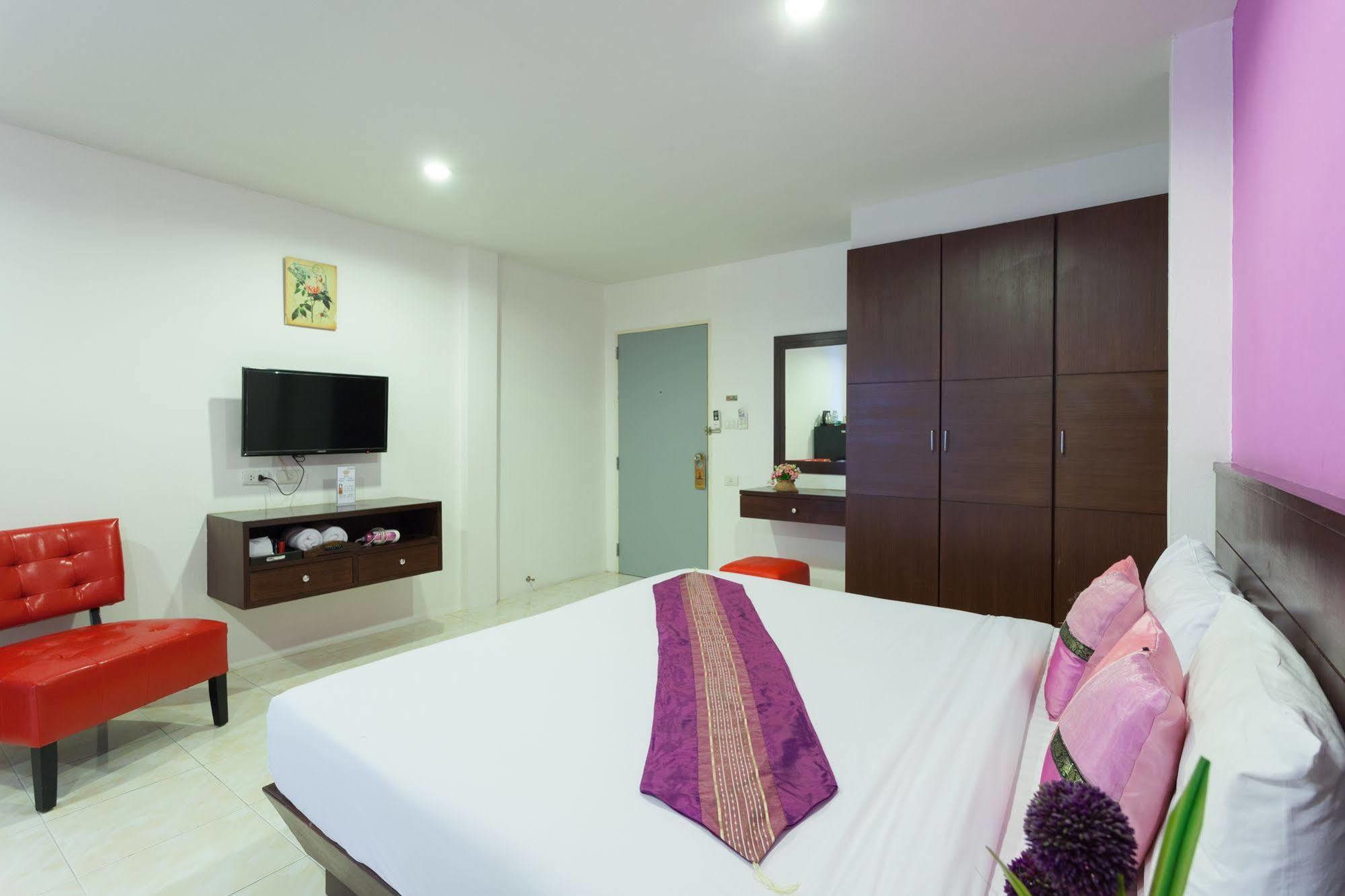 Islanda Boutique Hotel Patong Ngoại thất bức ảnh
